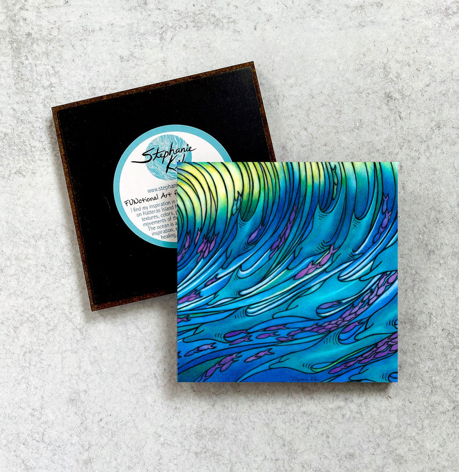 Waves of Dolphin Magnet